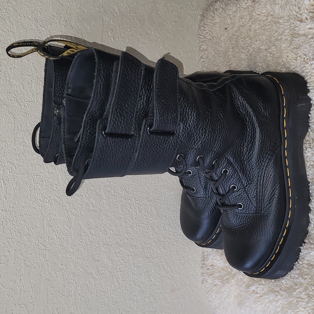 Dr. Martens Jagger Platform Boots - Picture 4 of 16